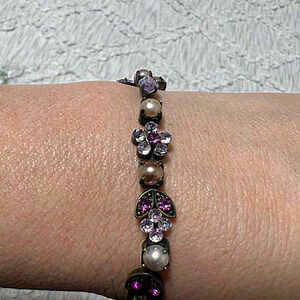 Vintage ‎Purple Lavender Gemstone and faux Pearl Statement Bracelet 7 inch